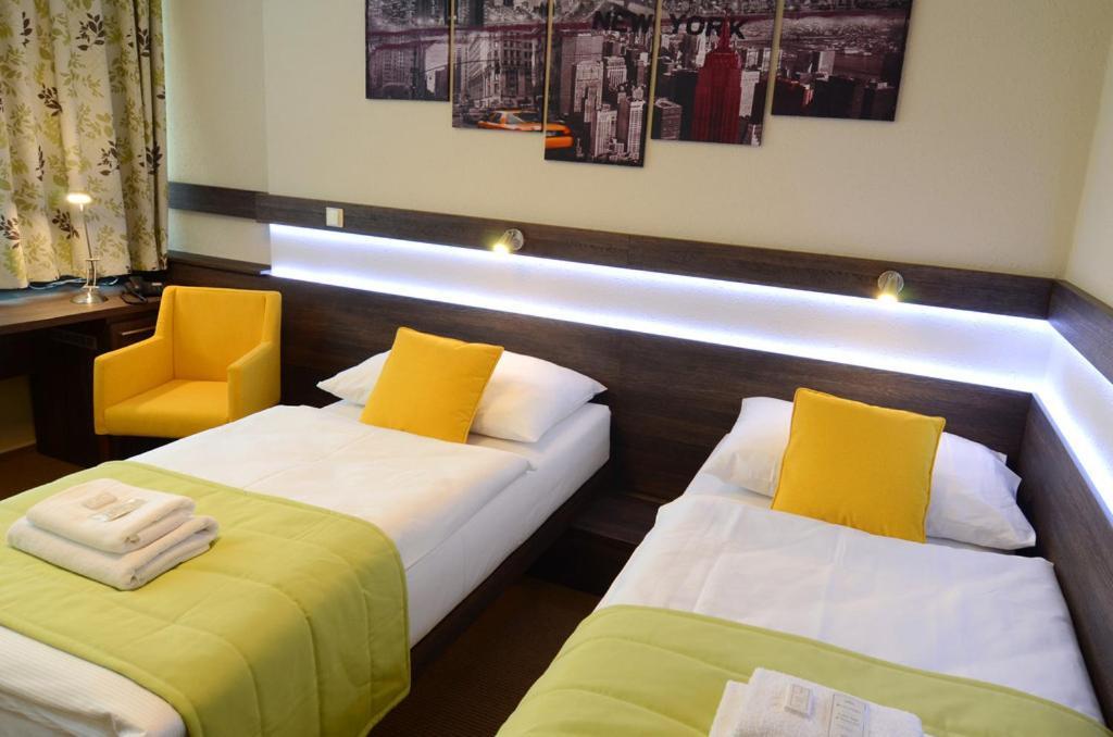 Hotel Uno Ústí nad Orlicí Quarto foto